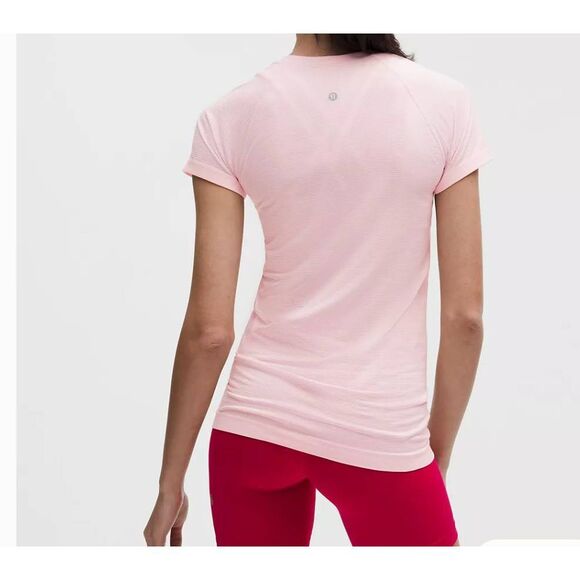 Lululemon Swiftly Tech Short Sleeve 2.0 Hip Length Pink Pearl Size 8 - Picture 2 of 9